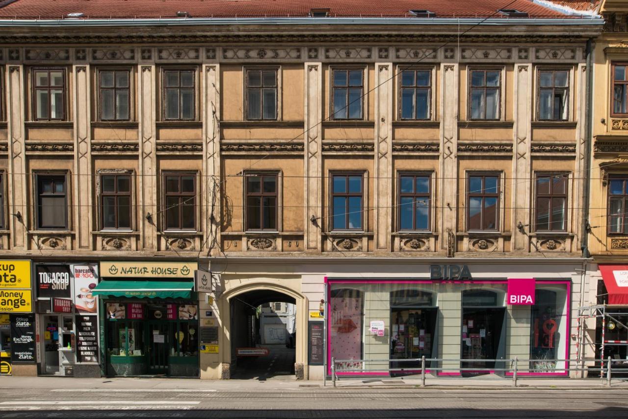 Smile&Love Republic Zagreb Center Екстер'єр фото